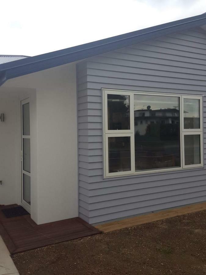 Taupo Pearl Hotel Bagian luar foto